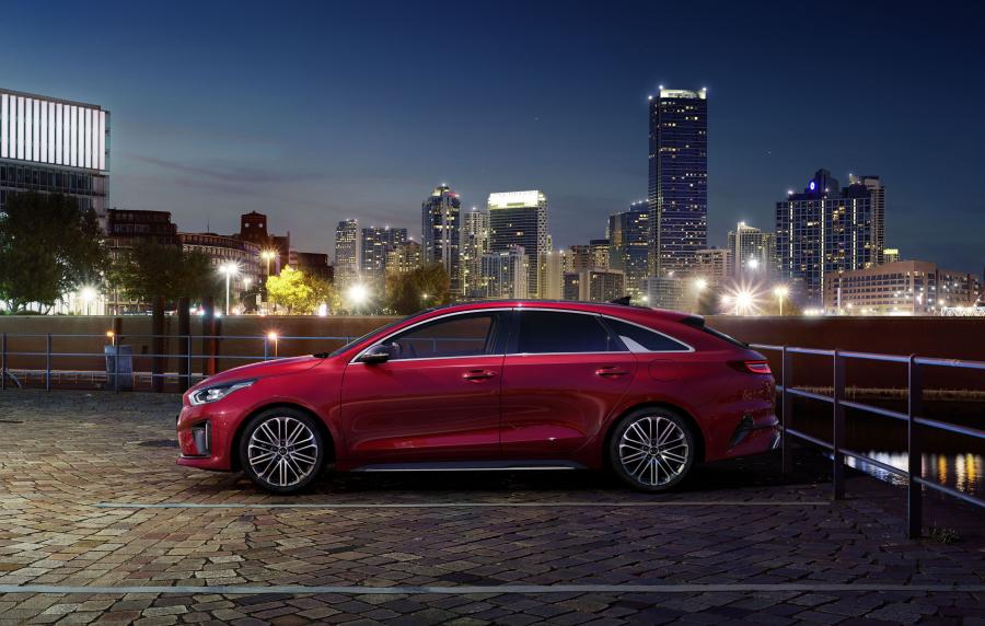  Kia ProCeed GT Line 2019 года  (WW) (фото 3 из 40)
